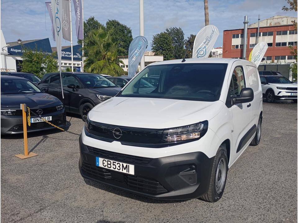 opel-combo-2025-diesel-1499cc