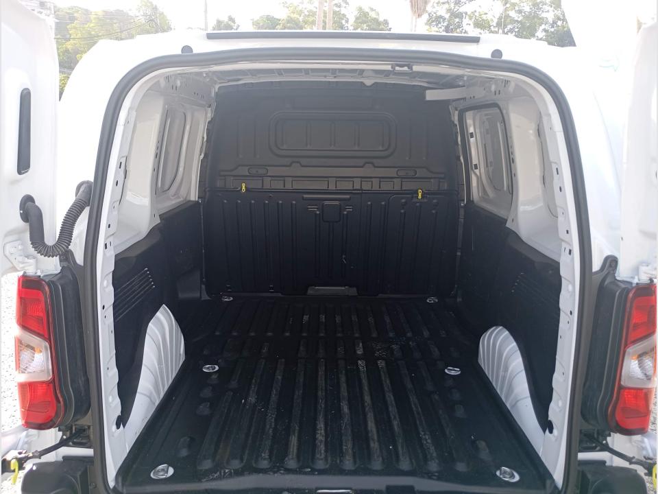 opel-combo-2025-diesel-1499cc