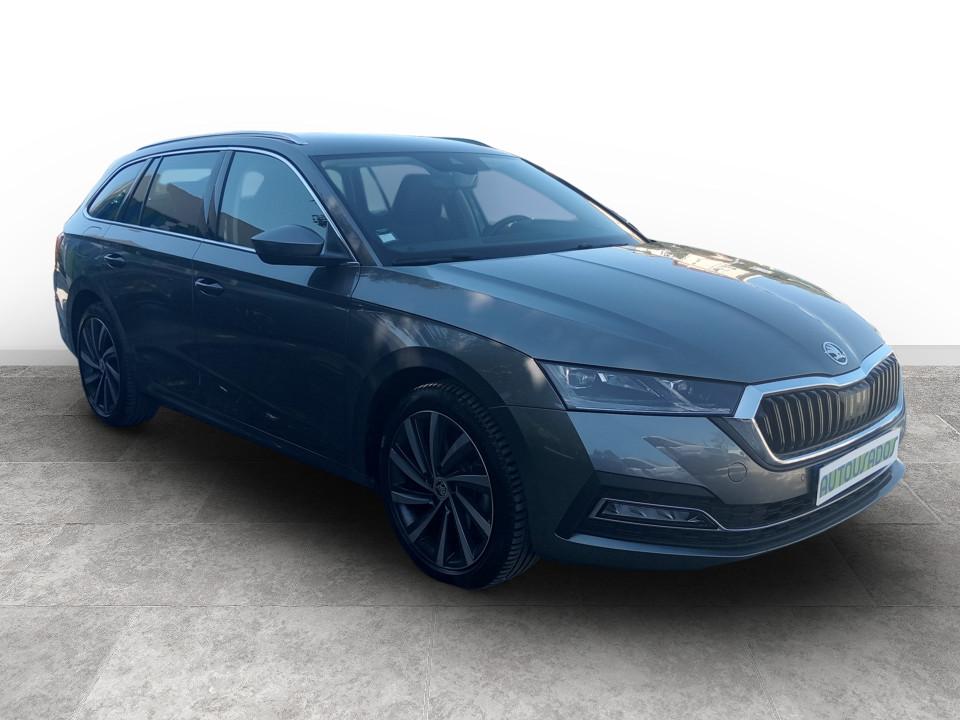 skoda-octavia-2024-hibrido-1395cc