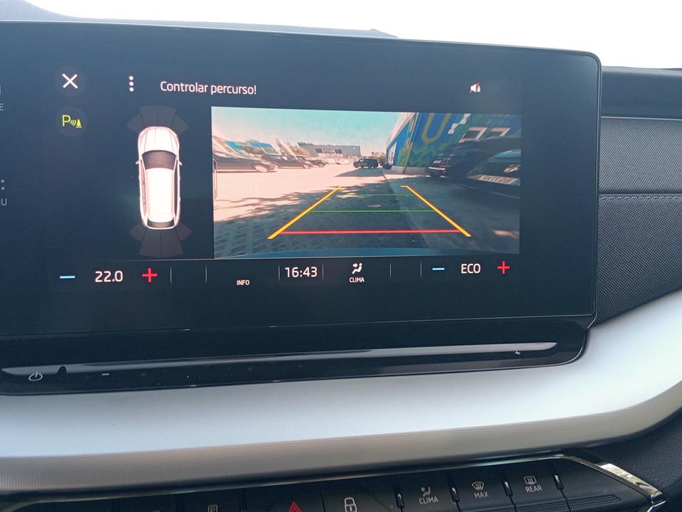 skoda-octavia-2024-hibrido-1395cc