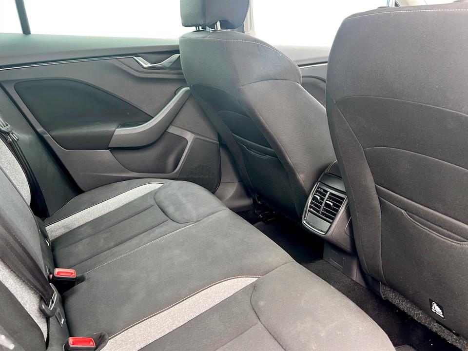 skoda-kamiq-2024-gasolina-999cc