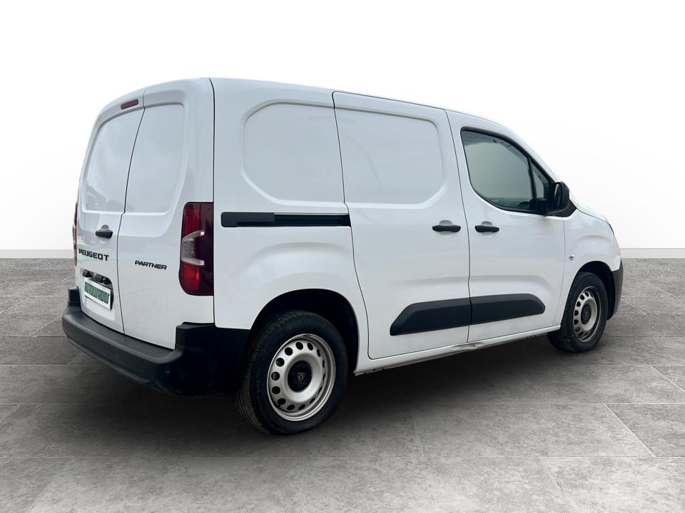 peugeot-partner-2024-diesel-1499cc