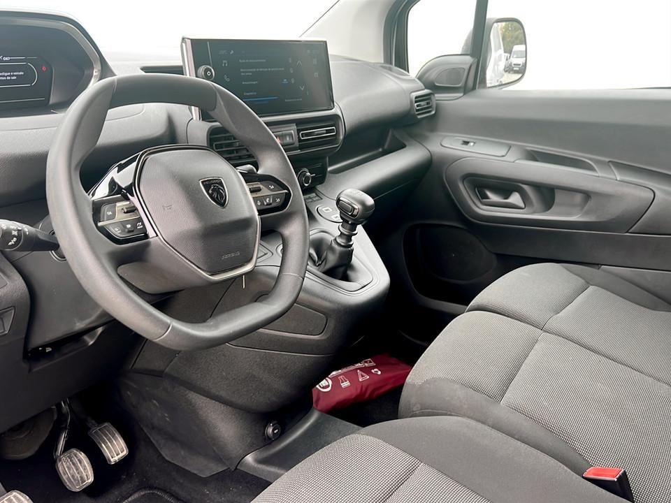 peugeot-partner-2024-diesel-1499cc