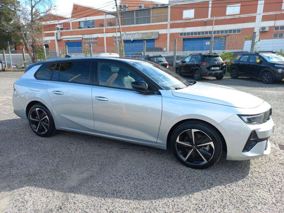 opel-astra-2025-gasolina-1199cc