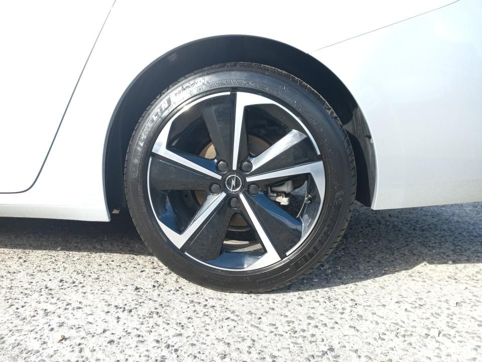 opel-astra-2025-gasolina-1199cc