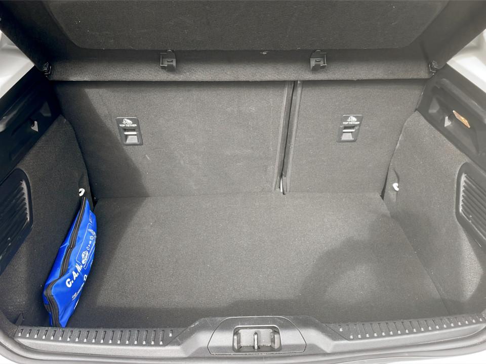 ford-focus-2023-gasolina-998cc