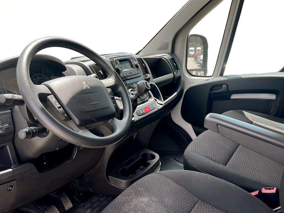 peugeot-boxer-2024-diesel-2184cc