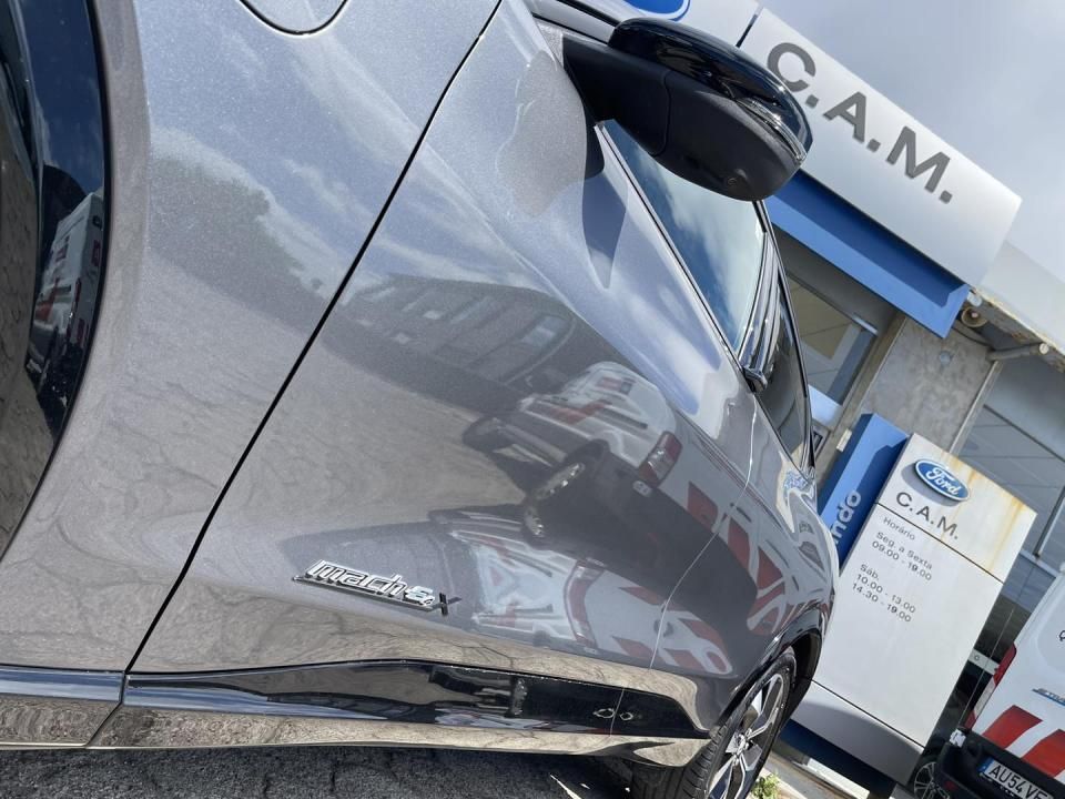 ford-mustang-mach-e-2023-eletrico-0cc