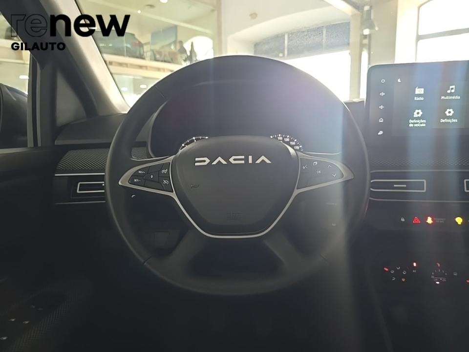 dacia-sandero-2024-gpl-1000cc