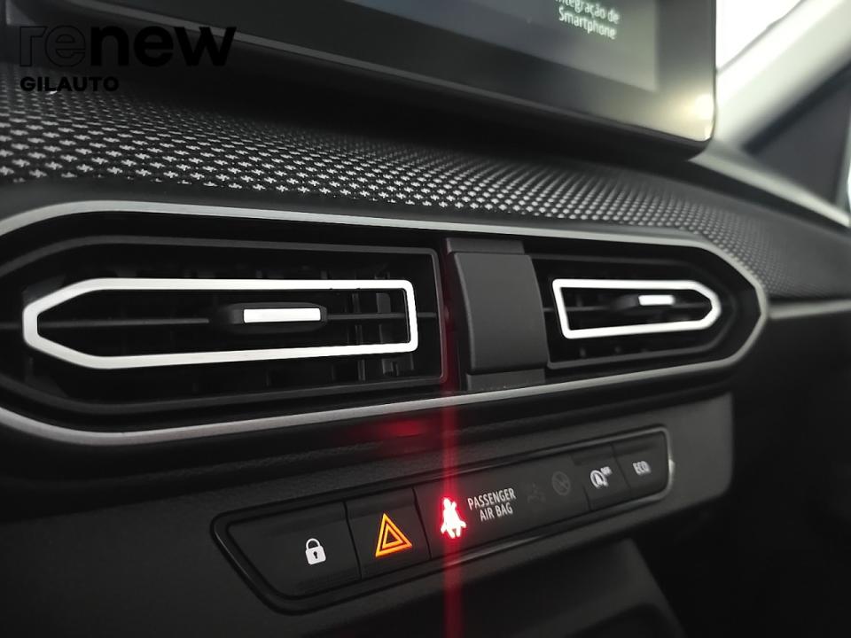dacia-sandero-2024-gpl-1000cc