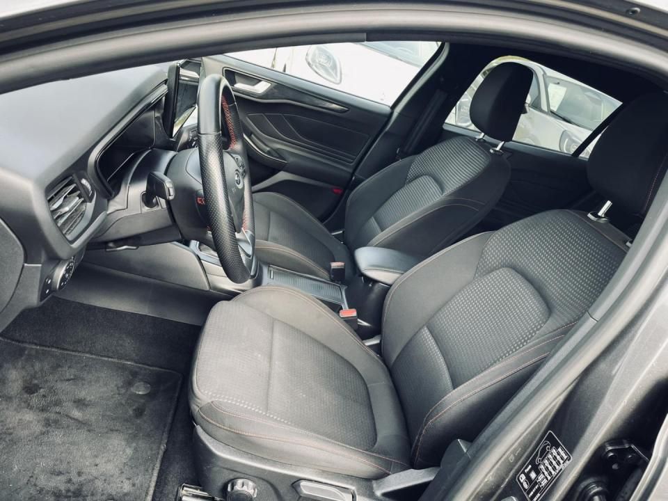 ford-focus-2023-gasolina-998cc