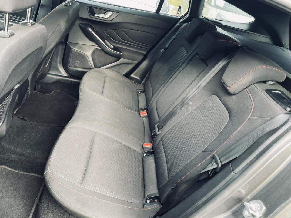 ford-focus-2023-gasolina-998cc