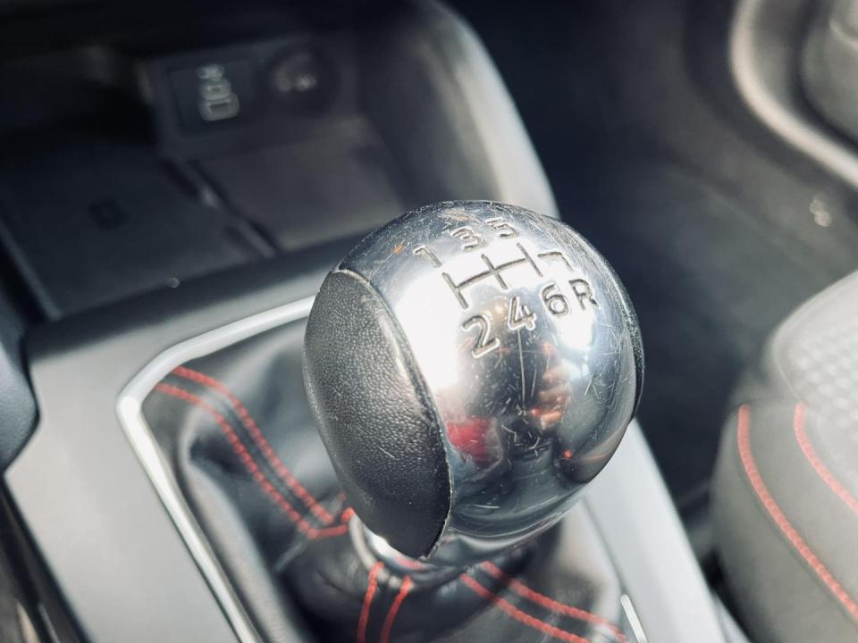 ford-focus-2023-gasolina-998cc