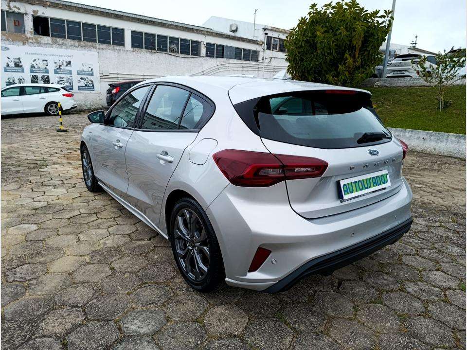 ford-focus-2023-gasolina-998cc
