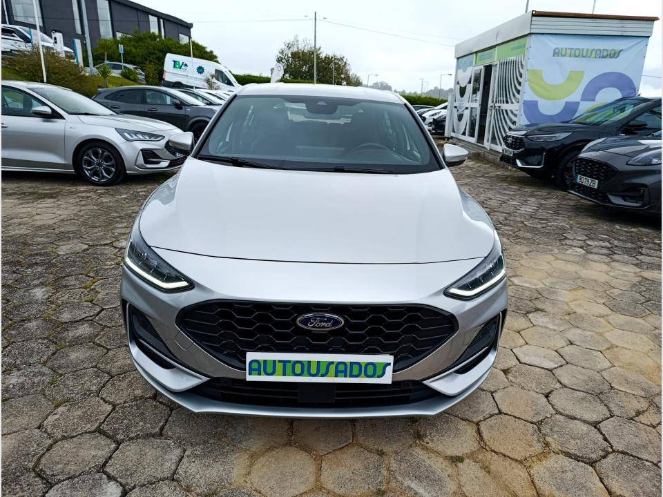 ford-focus-2023-gasolina-998cc