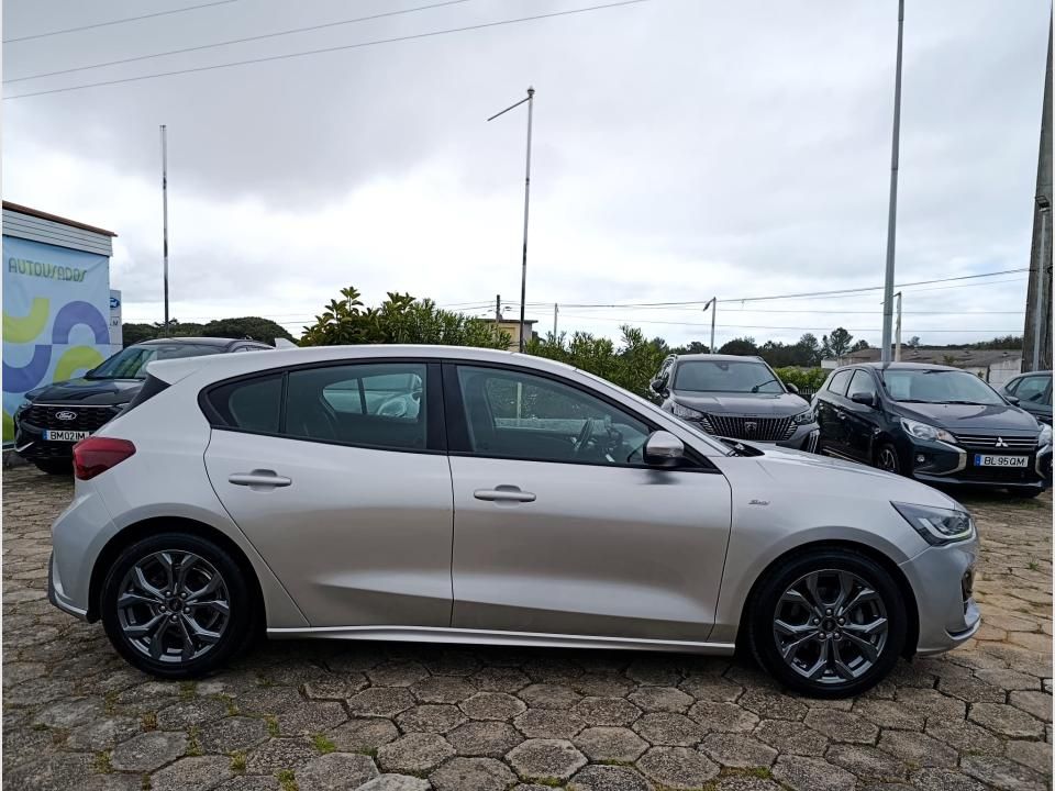 ford-focus-2023-gasolina-998cc