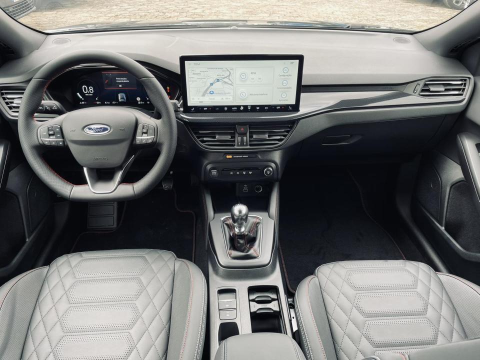 ford-focus-2025-gasolina-998cc