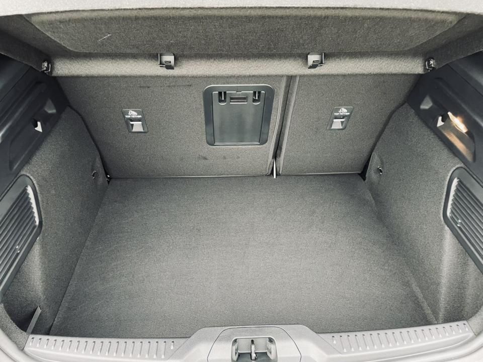 ford-focus-2025-gasolina-998cc