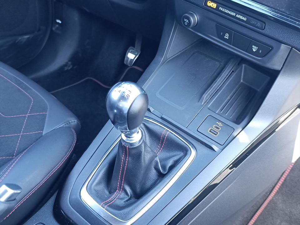 ford-puma-2025-gasolina-998cc
