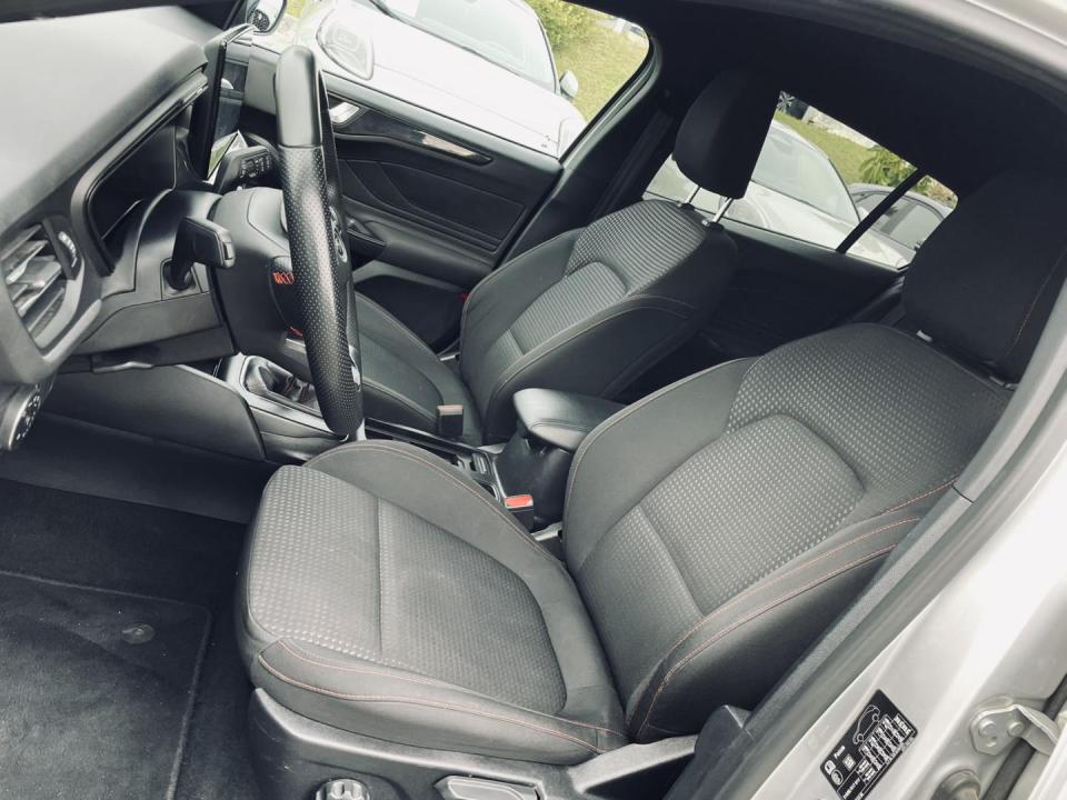 ford-focus-2023-gasolina-998cc