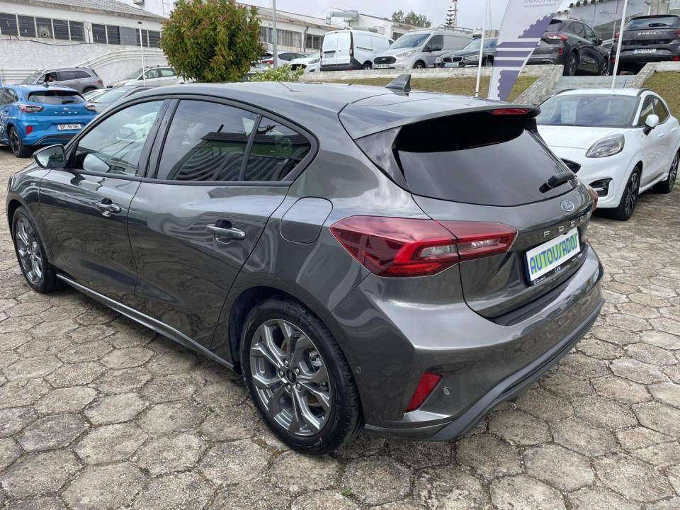 ford-focus-2025-gasolina-998cc