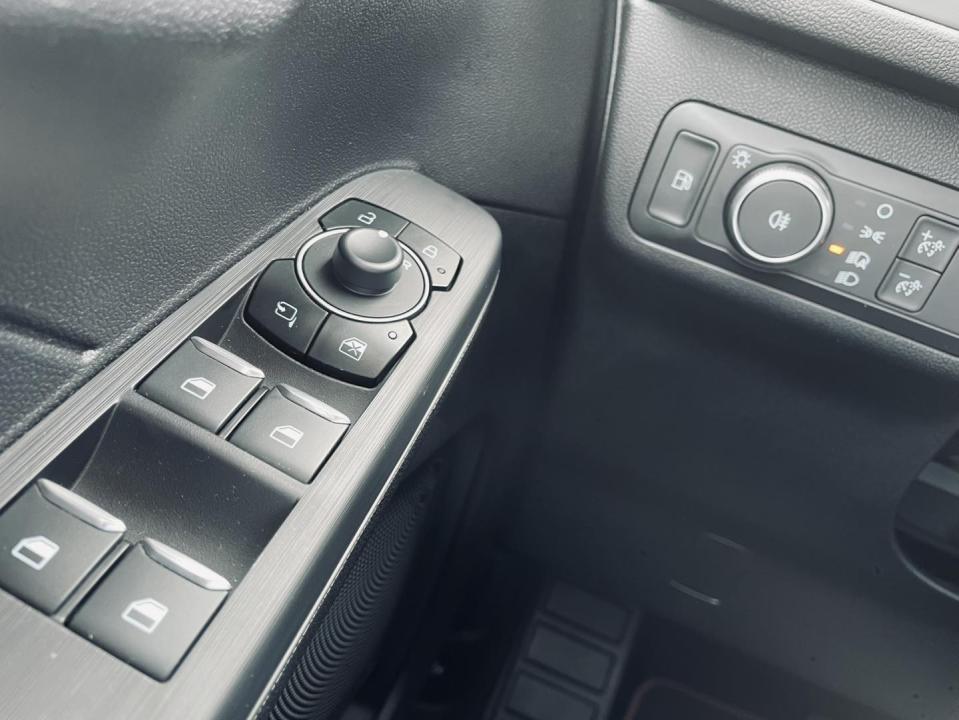 ford-kuga-2024-hibrido-2488cc