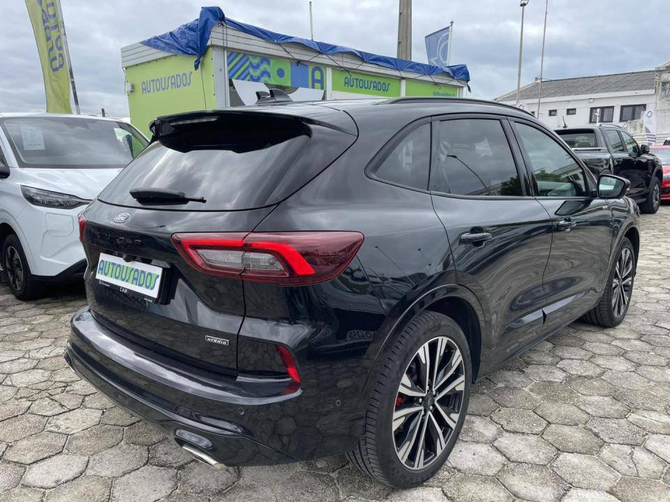 ford-kuga-2024-hibrido-2488cc