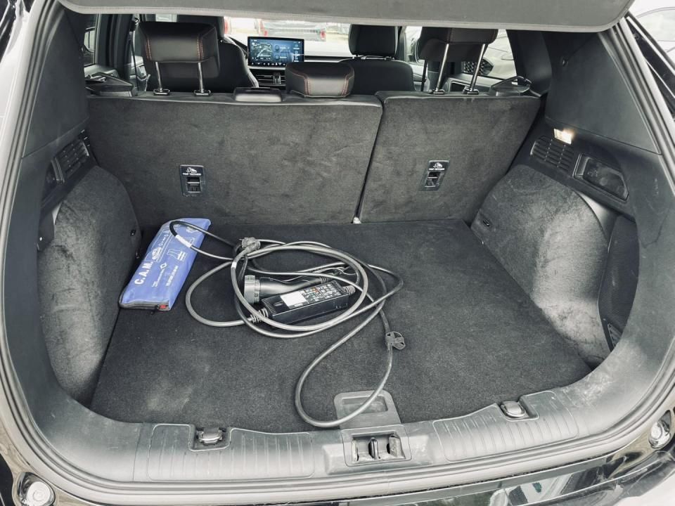 ford-kuga-2024-hibrido-2488cc