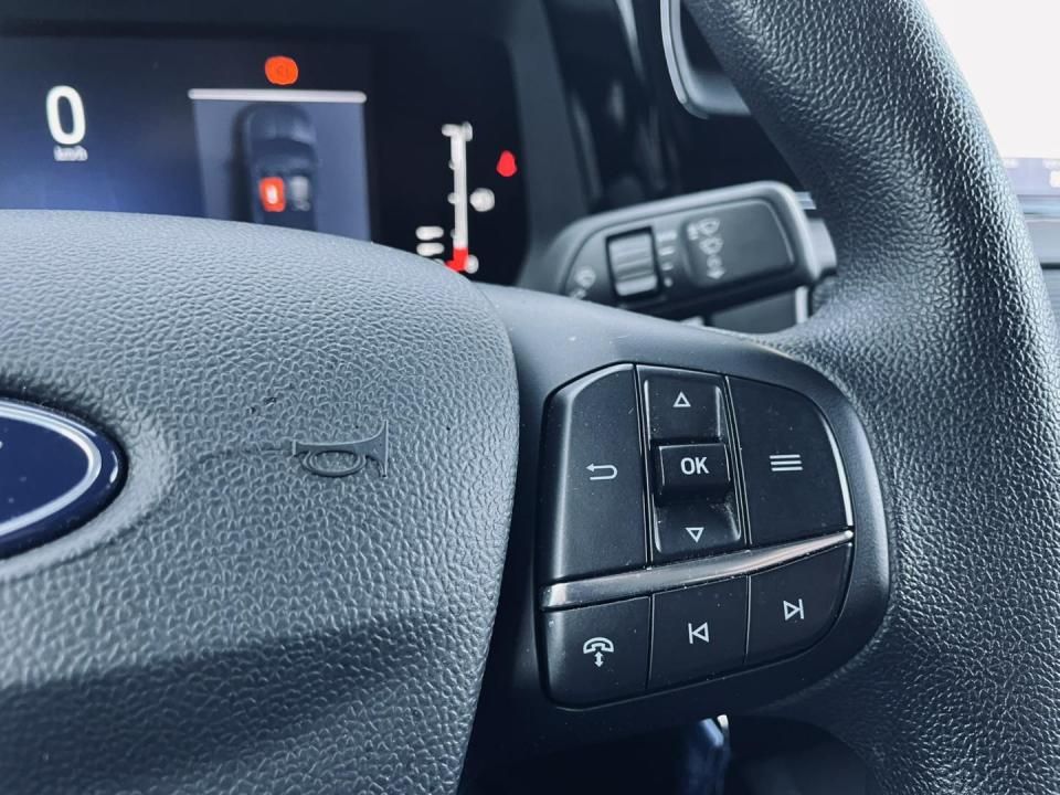 ford-transit-courier-2024-diesel-1499cc