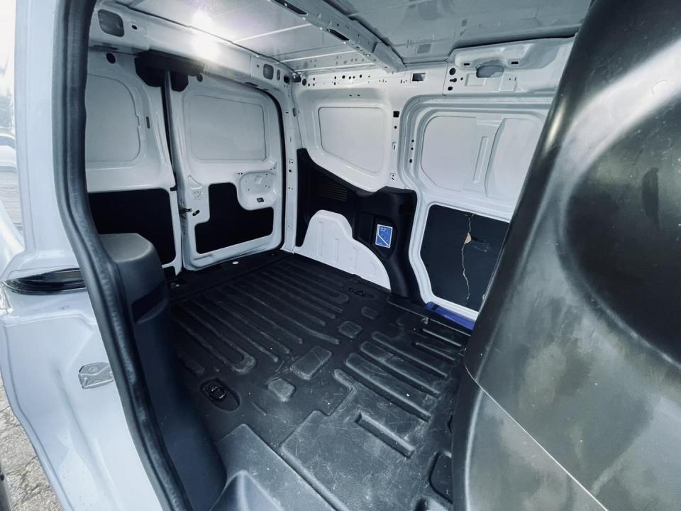 ford-transit-courier-2024-diesel-1499cc