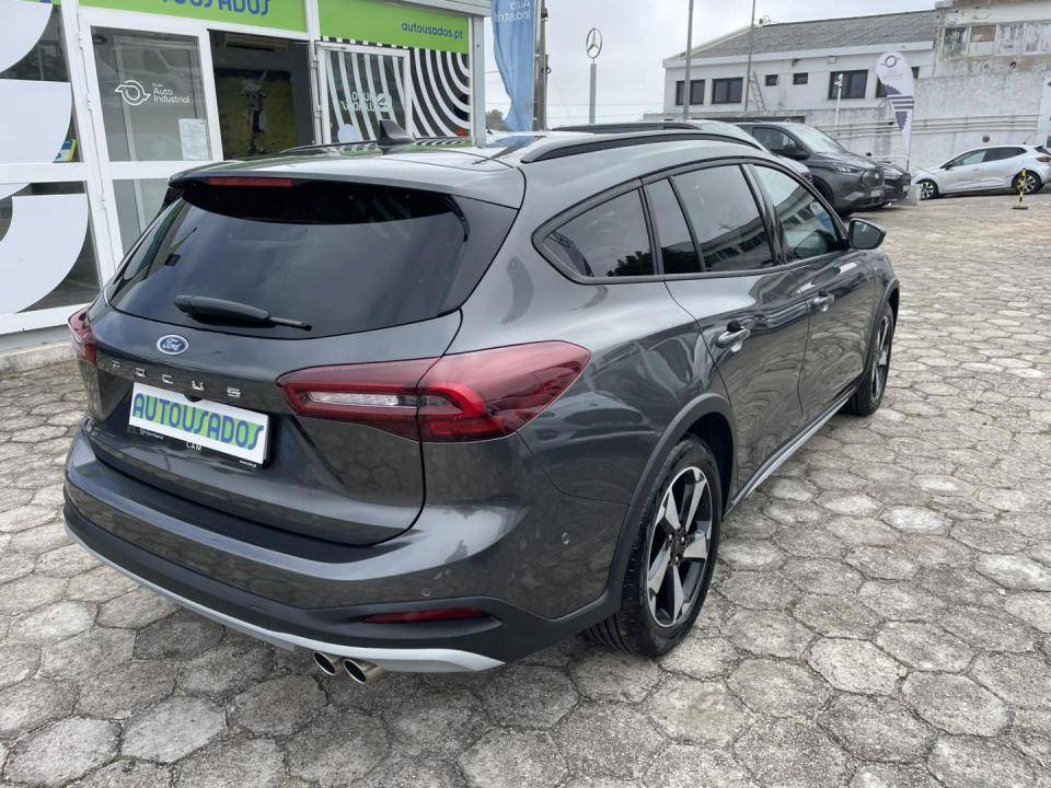 ford-focus-2025-gasolina-998cc