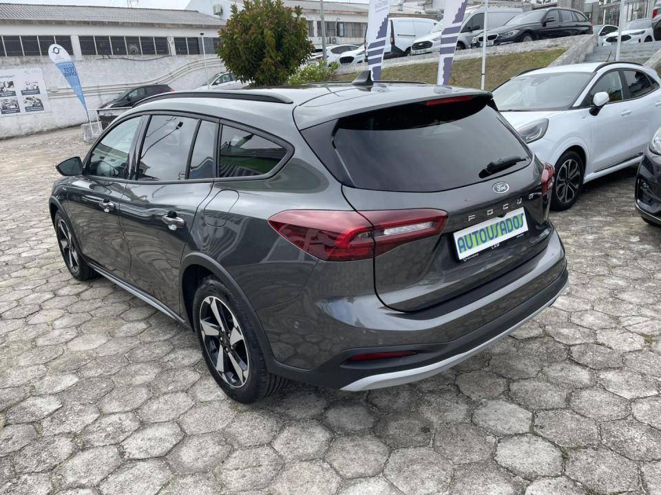 ford-focus-2025-gasolina-998cc