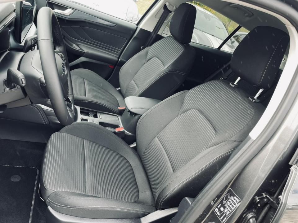 ford-focus-2025-gasolina-998cc