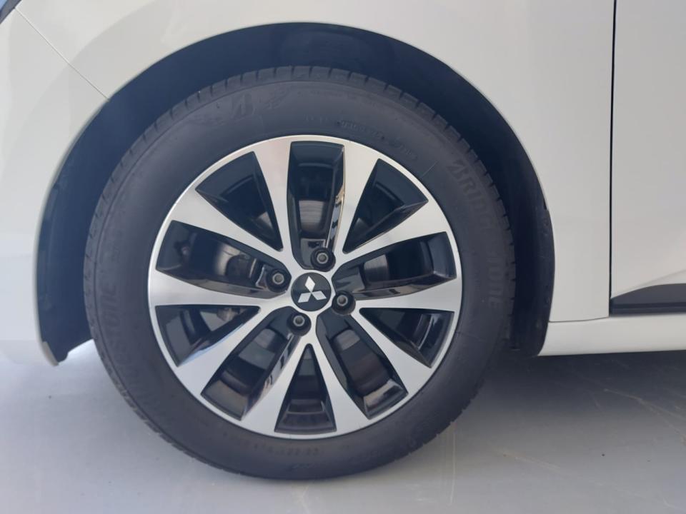 mitsubishi-colt-2025-gasolina-999cc
