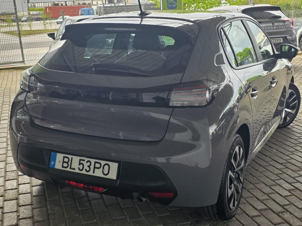 peugeot-208-2024-gasolina-1199cc