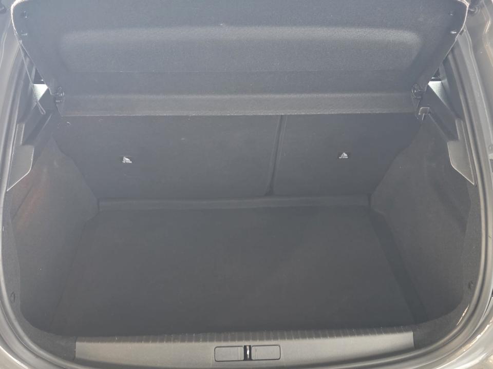 peugeot-208-2024-gasolina-1199cc