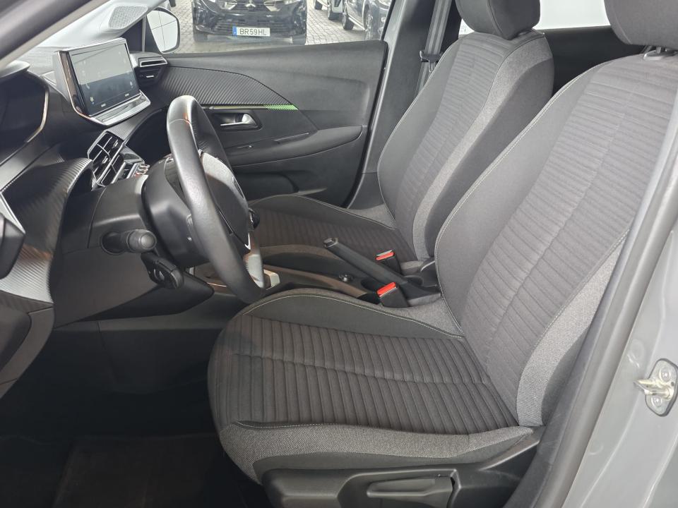 peugeot-208-2024-gasolina-1199cc