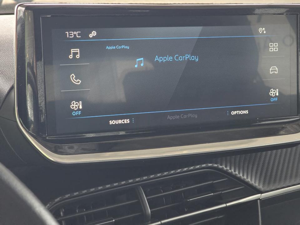 peugeot-208-2024-gasolina-1199cc