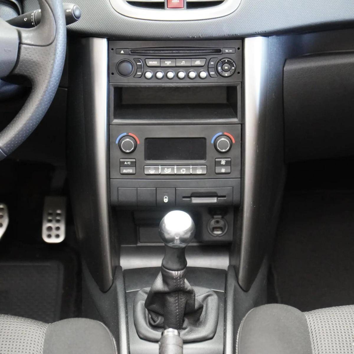 peugeot-207-cc-2011-gasolina-1598cc