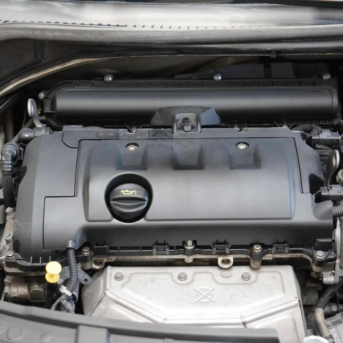 peugeot-207-cc-2011-gasolina-1598cc