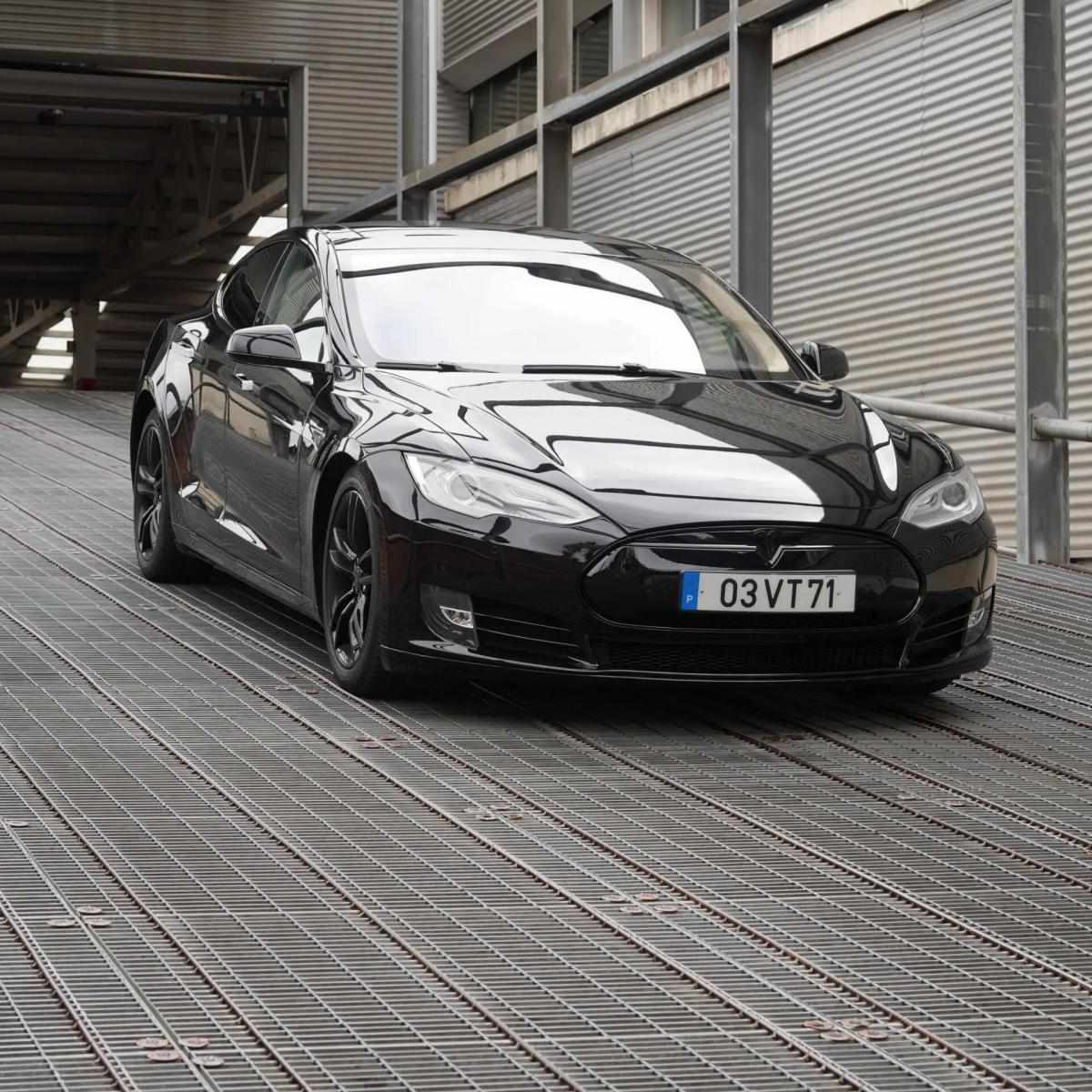 tesla-model-s-2013-eletrico-0cc