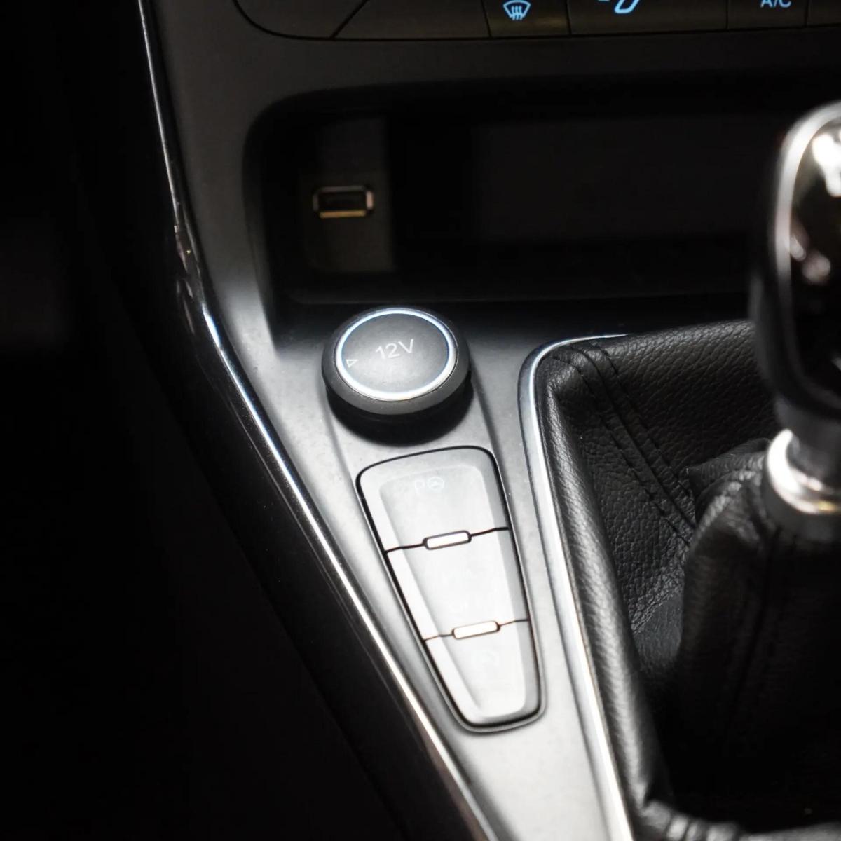 ford-focus-sw-2018-gasolina-998cc