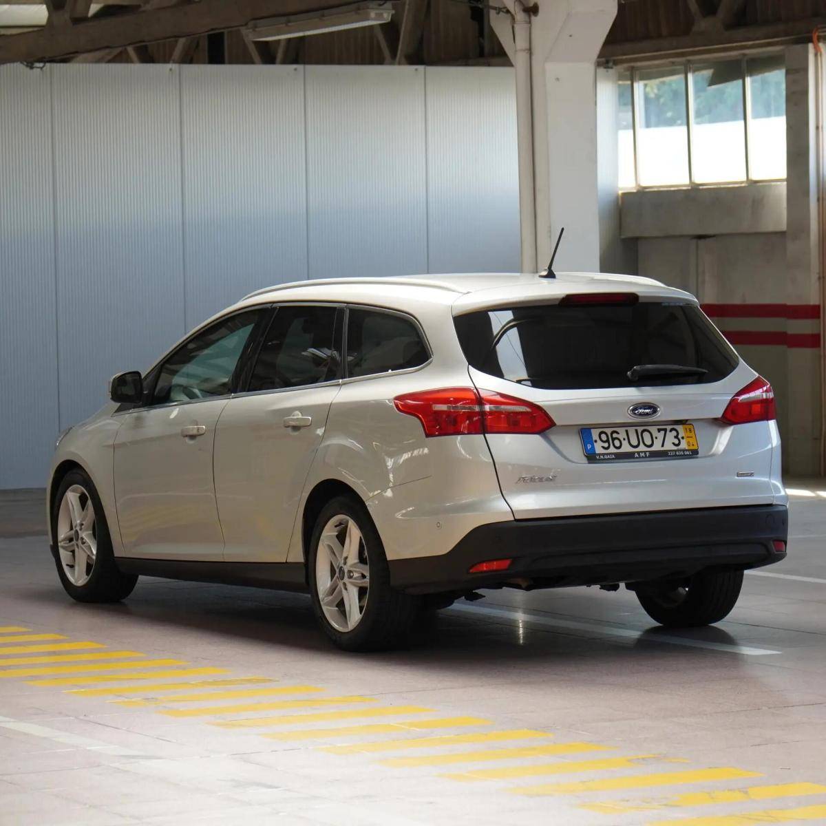 ford-focus-sw-2018-gasolina-998cc