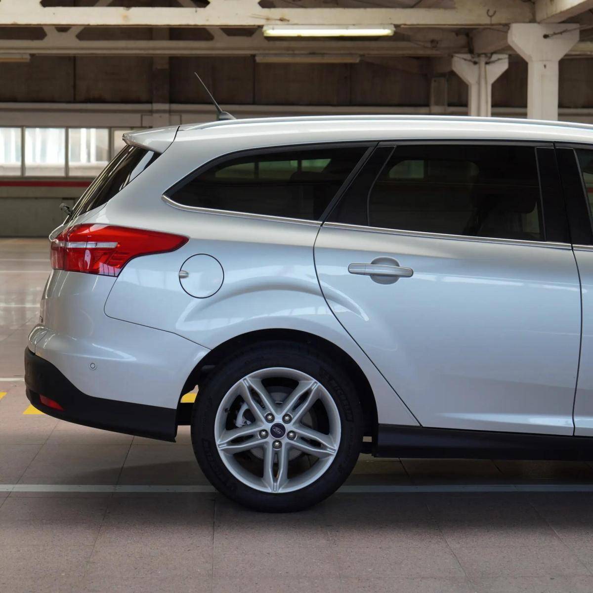 ford-focus-sw-2018-gasolina-998cc