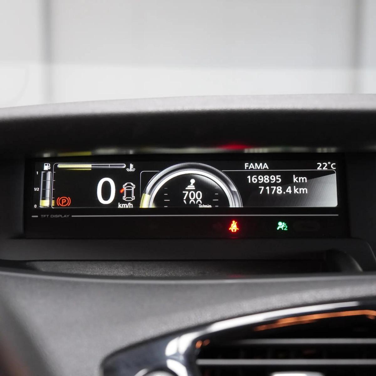 renault-grand-scenic-2013-gasolina-1197cc