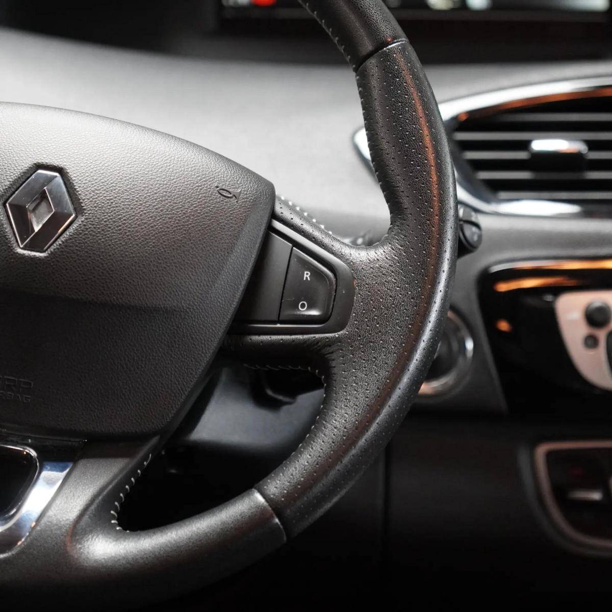 renault-grand-scenic-2013-gasolina-1197cc
