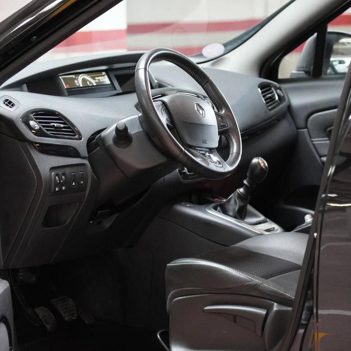 renault-grand-scenic-2013-gasolina-1197cc