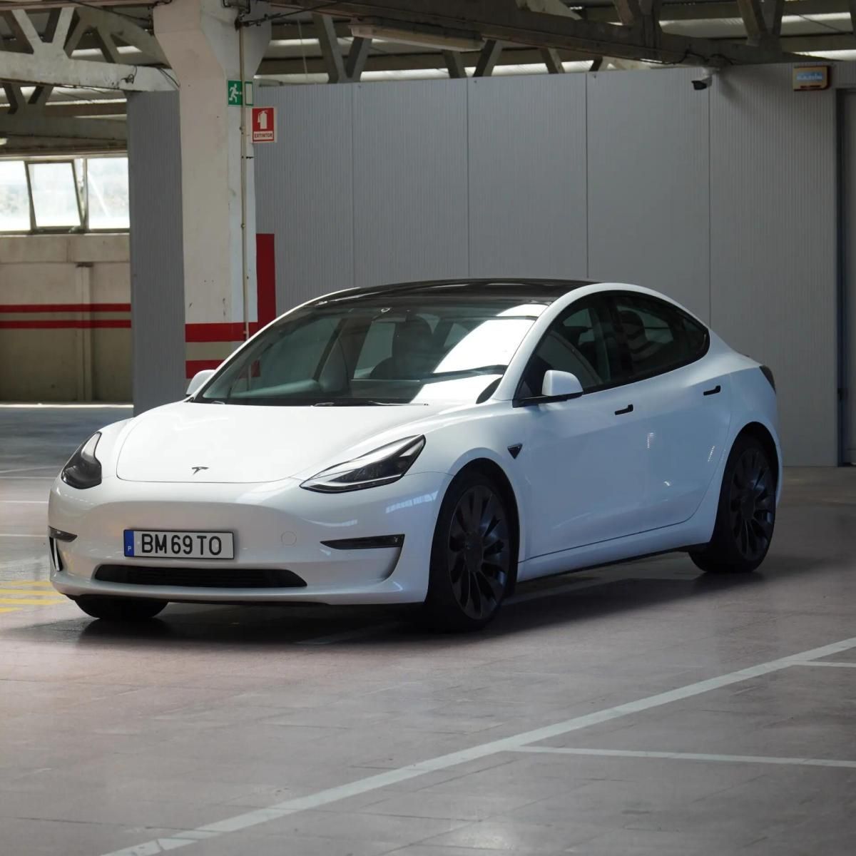 tesla-model-3-2022-eletrico-0cc