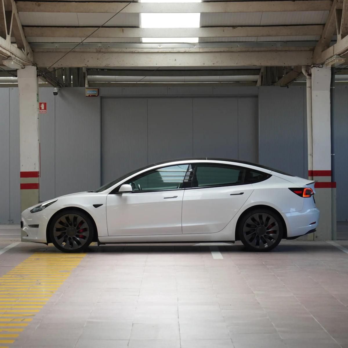 tesla-model-3-2022-eletrico-0cc