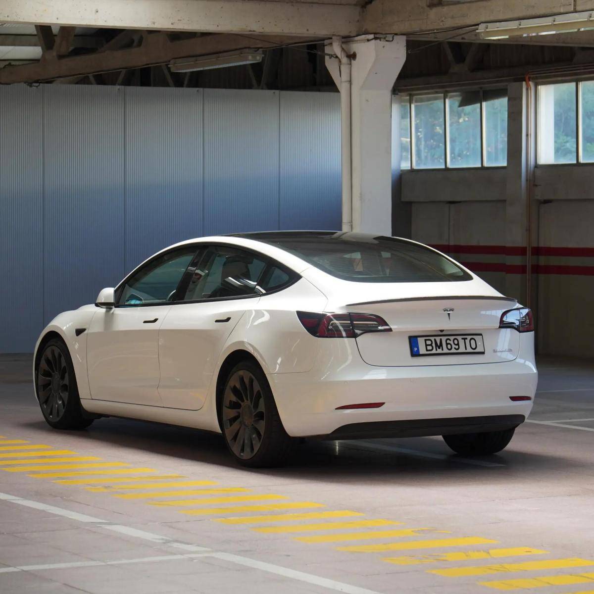 tesla-model-3-2022-eletrico-0cc